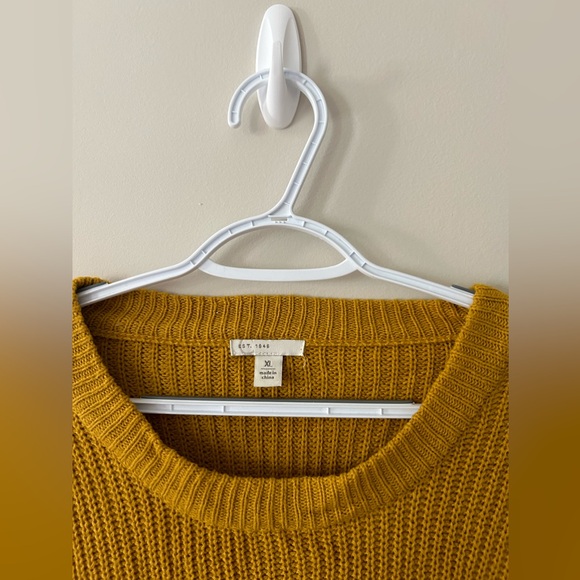 Mustard ruffle sleeve sweater - Picture 3 of 5